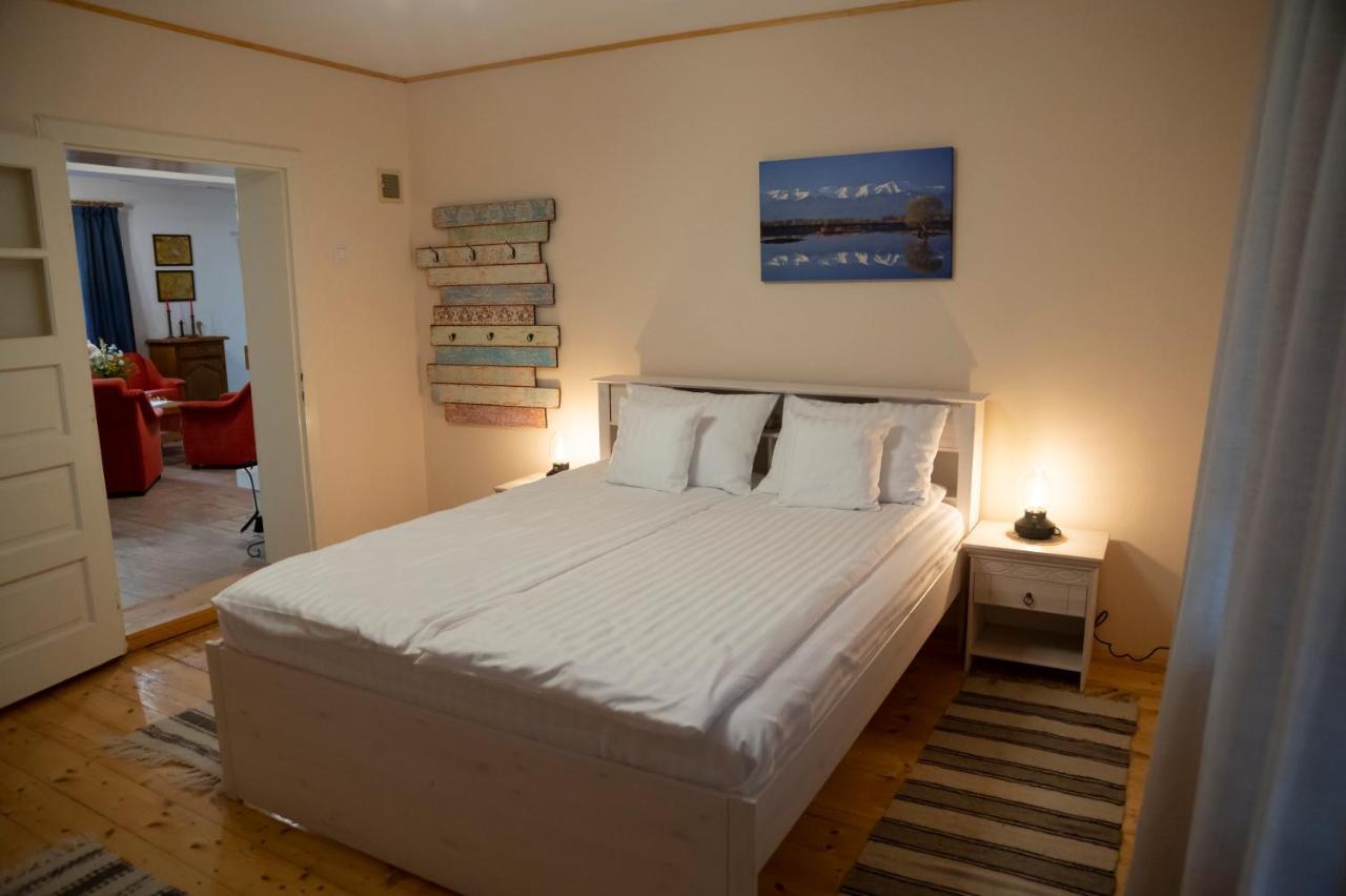 Magda Garden Hotell Cîrţişoara Exteriör bild